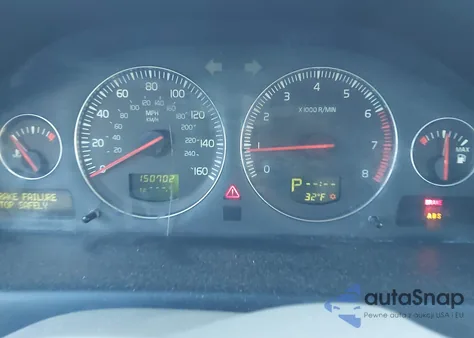 2005 Volvo V70 2.4 z USA, uszkodzony, nr VIN YV1SW640852505858